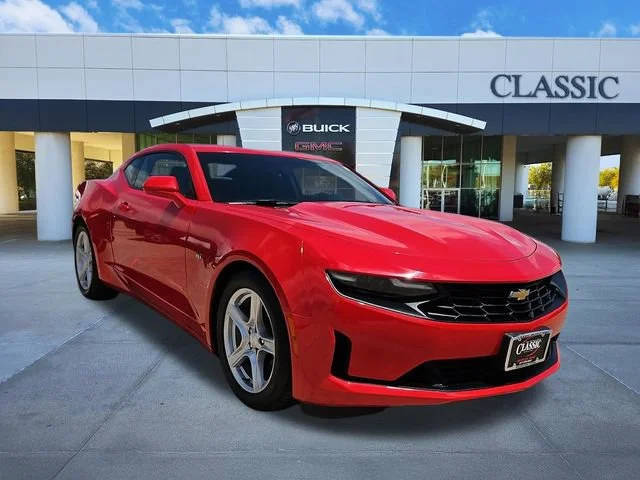 2023 Chevrolet Camaro 1LT RWD photo