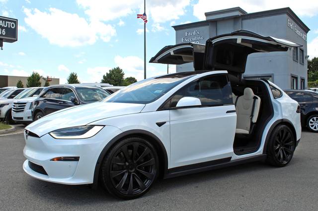 2022 Tesla Model X  AWD photo