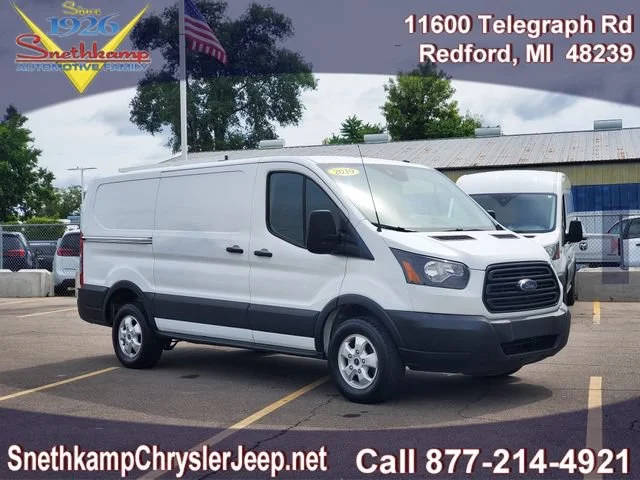 2019 Ford Transit Van  RWD photo