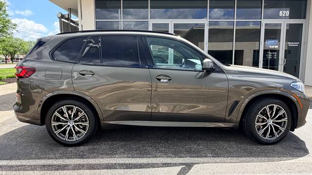 2022 BMW X5 xDrive40i AWD photo