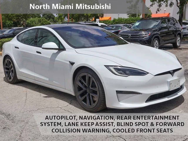 2023 Tesla Model S Standard Range AWD photo