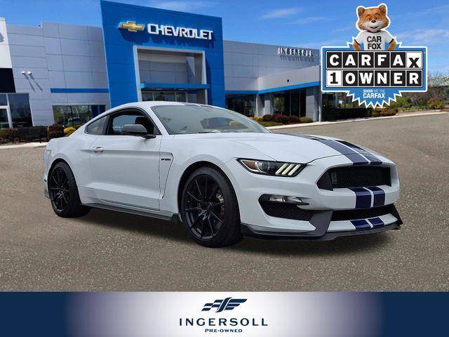 2016 Ford Mustang Shelby GT350 RWD photo