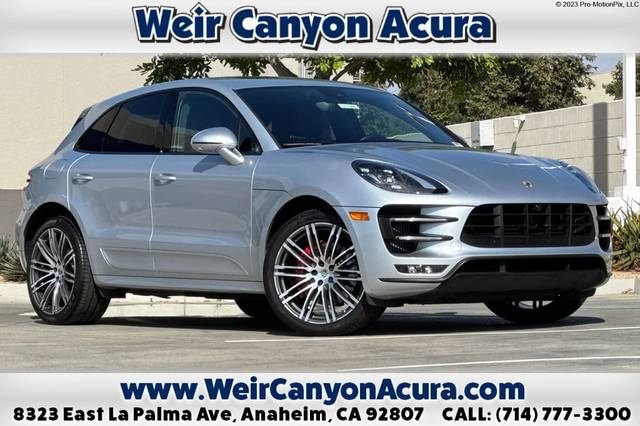 2018 Porsche Macan Turbo AWD photo