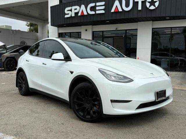 2021 Tesla Model Y Long Range AWD photo