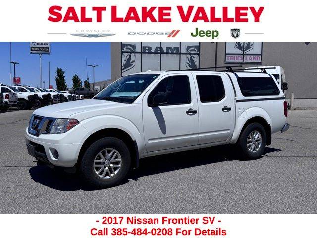2017 Nissan Frontier SV V6 4WD photo