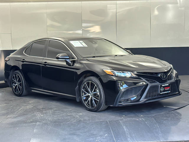 2023 Toyota Camry SE FWD photo