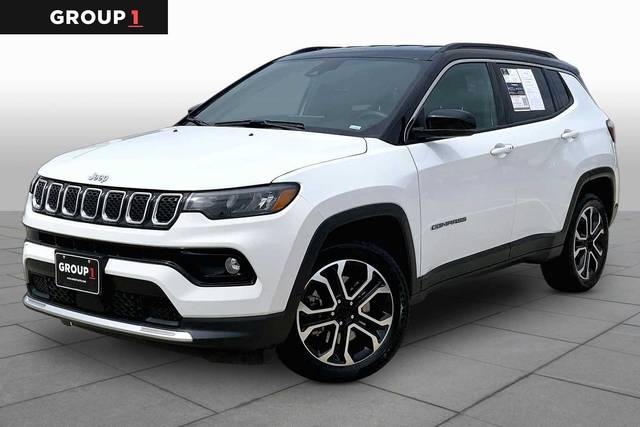 2023 Jeep Compass Limited 4WD photo