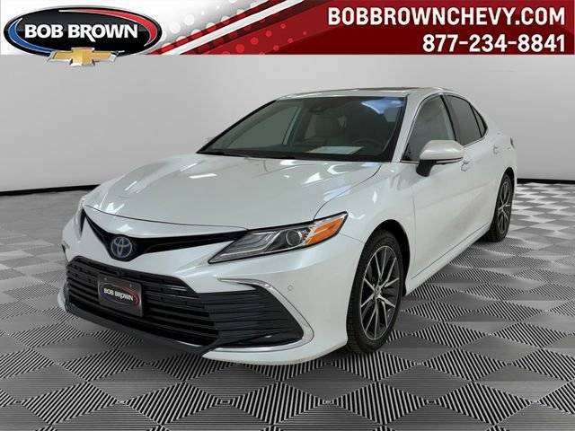 2022 Toyota Camry Hybrid XLE FWD photo