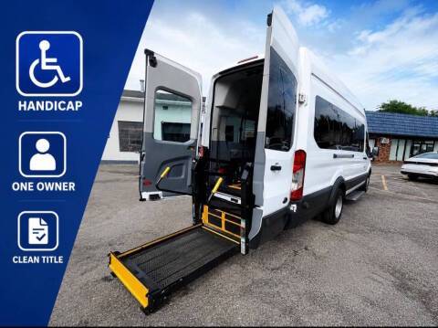2016 Ford Transit Passenger Wagon XL RWD photo