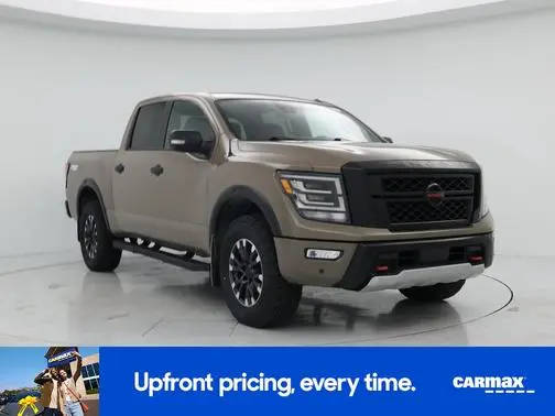 2020 Nissan Titan PRO-4X 4WD photo