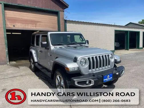 2022 Jeep Wrangler Unlimited Unlimited Sahara 4WD photo