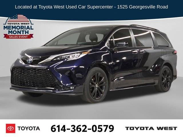 2022 Toyota Sienna XSE FWD photo