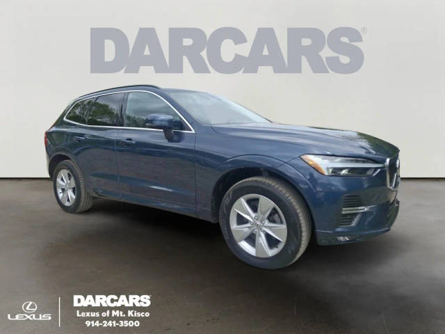 2022 Volvo XC60 Momentum AWD photo