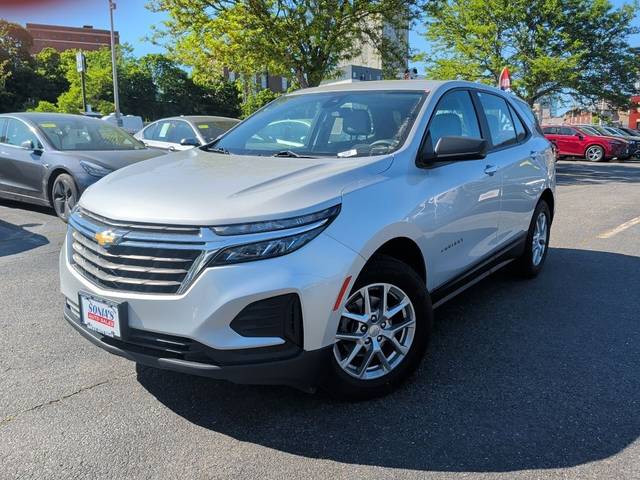 2022 Chevrolet Equinox LS AWD photo