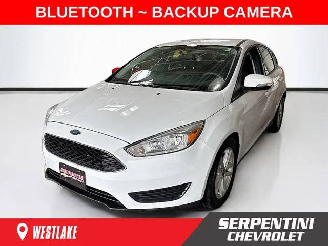 2017 Ford Focus SE FWD photo