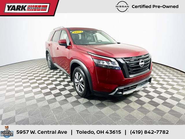 2023 Nissan Pathfinder SL 4WD photo