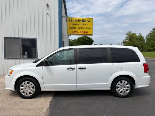 2019 Dodge Grand Caravan SE FWD photo