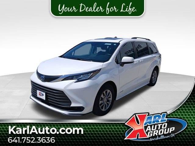 2021 Toyota Sienna LE AWD photo