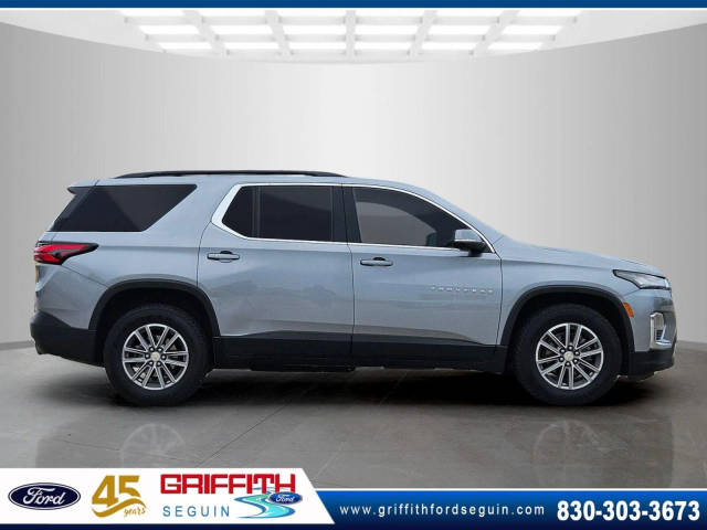 2023 Chevrolet Traverse LT Cloth AWD photo