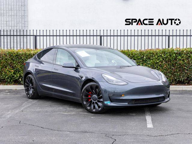 2023 Tesla Model 3 Performance AWD photo