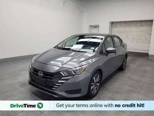 2023 Nissan Versa SV FWD photo