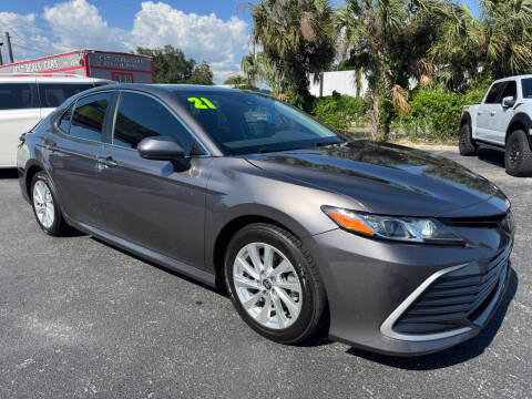 2021 Toyota Camry LE FWD photo