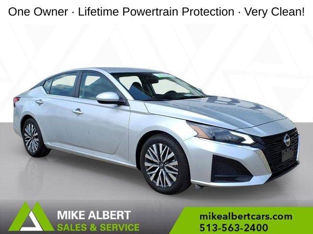 2023 Nissan Altima 2.5 SV FWD photo