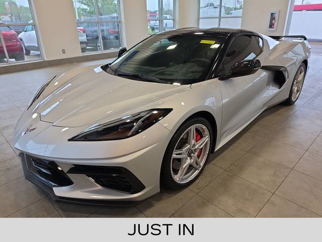 2020 Chevrolet Corvette 2LT RWD photo