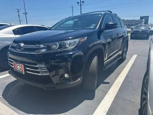 2019 Toyota Highlander Limited Platinum AWD photo