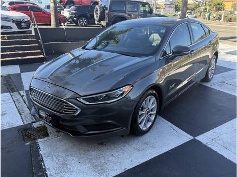 2018 Ford Fusion Energi SE FWD photo