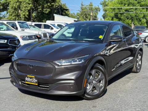 2022 Ford Mustang Mach-E Select RWD photo