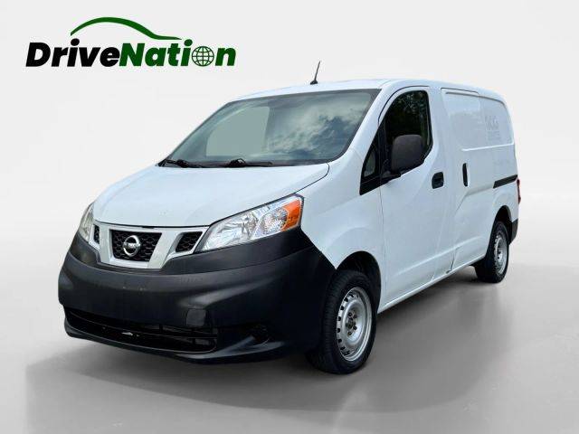 2015 Nissan NV200 SV FWD photo