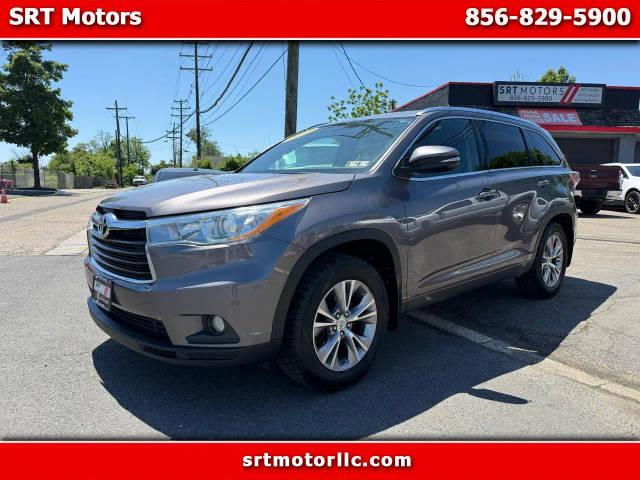 2015 Toyota Highlander XLE AWD photo