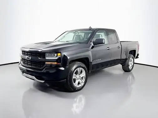 2018 Chevrolet Silverado 1500 Custom 4WD photo