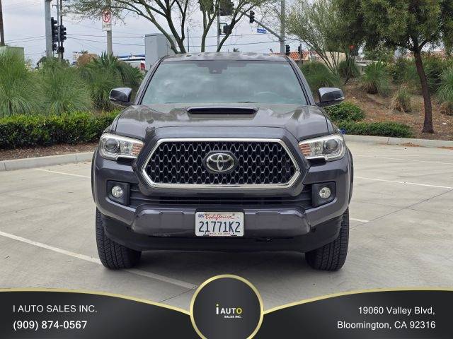 2018 Toyota Tacoma TRD Sport 4WD photo