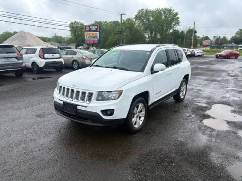 2015 Jeep Compass Latitude 4WD photo