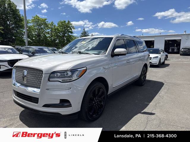 2023 Lincoln Navigator L Reserve 4WD photo