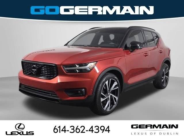 2019 Volvo XC40 R-Design AWD photo