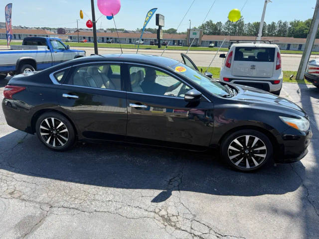 2018 Nissan Altima 2.5 SL FWD photo