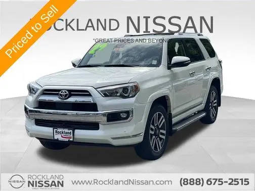 2022 Toyota 4Runner Limited 4WD photo
