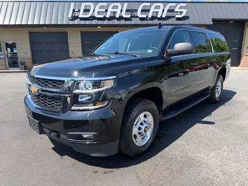 2019 Chevrolet Suburban LT 4WD photo