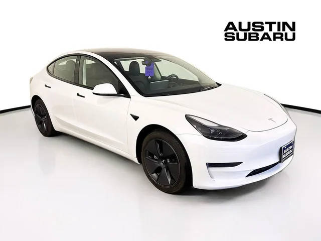 2023 Tesla Model 3 RWD photo