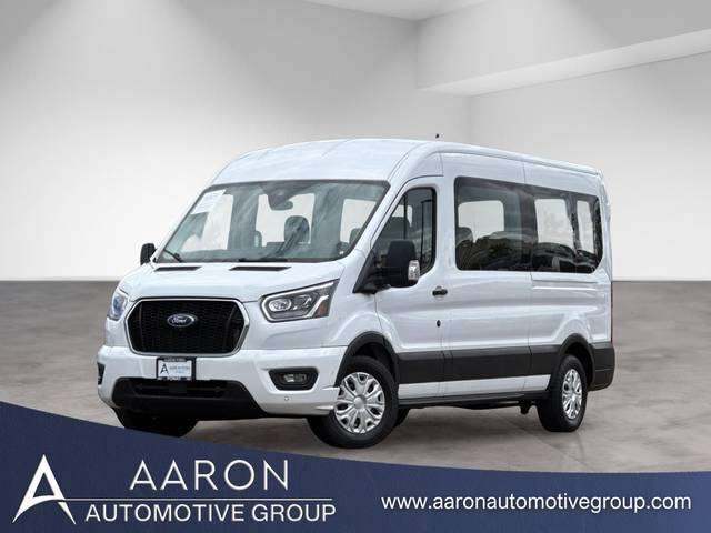 2023 Ford Transit Passenger Wagon XLT RWD photo