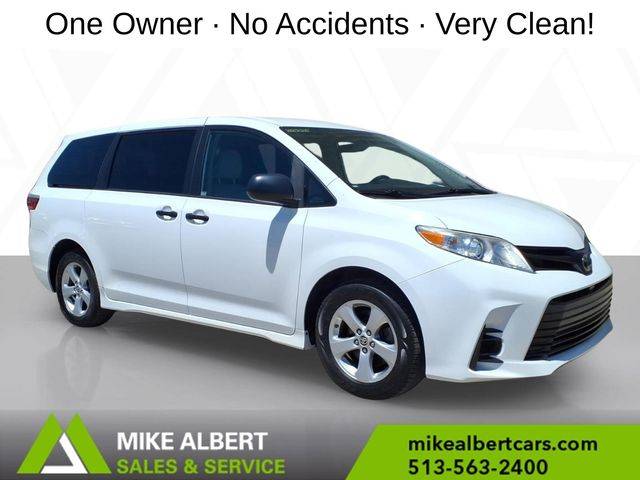 2020 Toyota Sienna L FWD photo