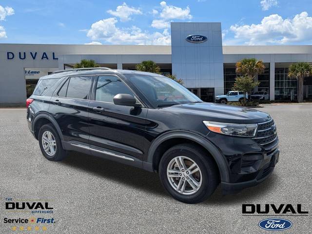 2022 Ford Explorer XLT 4WD photo