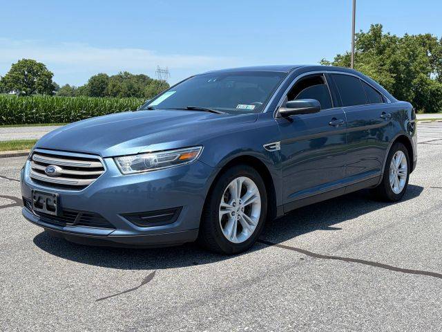 2018 Ford Taurus SEL FWD photo