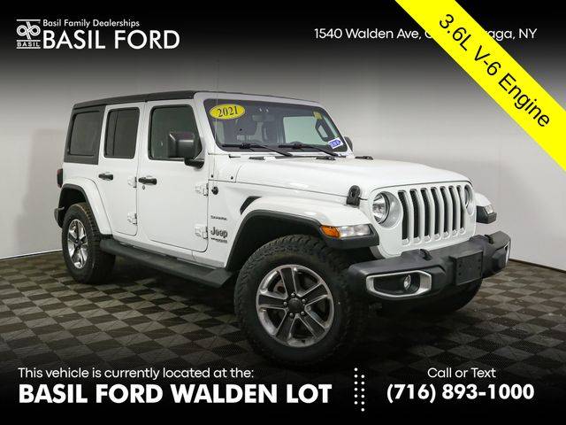 2021 Jeep Wrangler Unlimited Unlimited Sahara 4WD photo