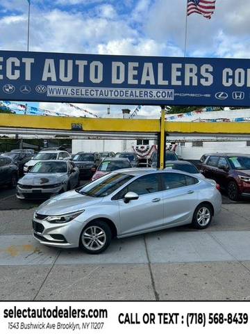 2017 Chevrolet Cruze LT FWD photo