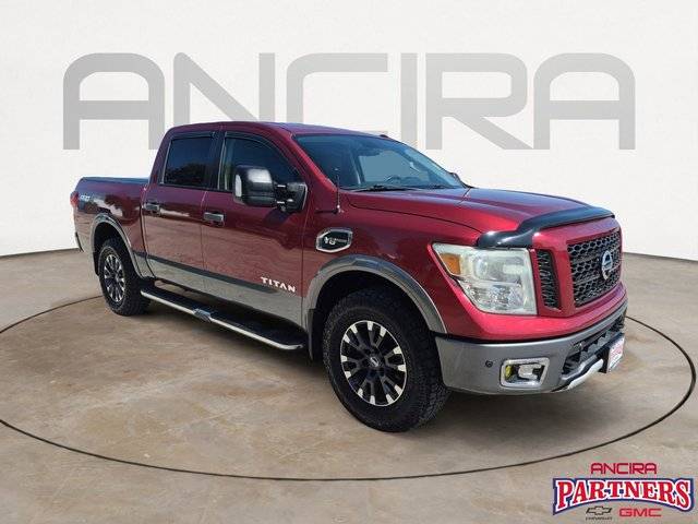 2017 Nissan Titan PRO-4X 4WD photo