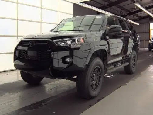 2023 Toyota 4Runner SR5 4WD photo
